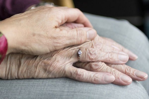 Dia Mundial do Alzheimer: saiba os sintomas e prevenções